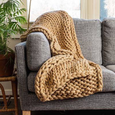 Throw, Chunky Knitted (Camel)