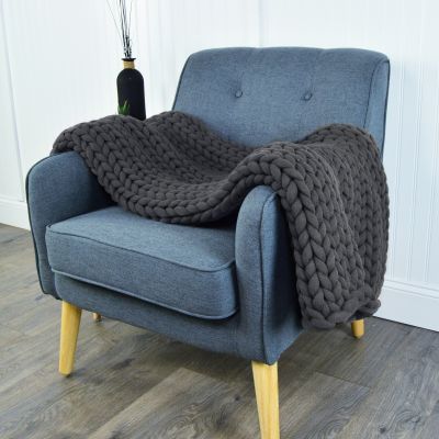 Throw, Chunky Knitted (Charcoal)