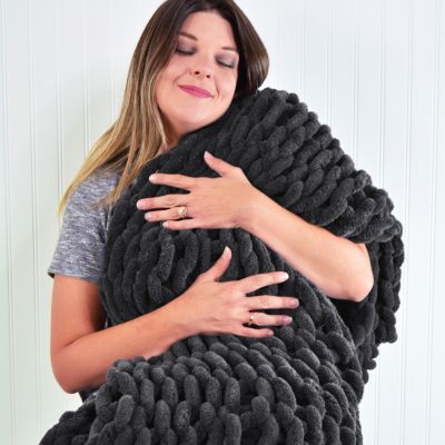 Throw, Chenille Knitted (Charcoal)