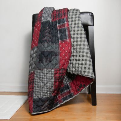 Complete the look with the coordinating throw!