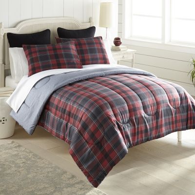 Our Tartan comforter set is based on a classic Scottish woven pattern.